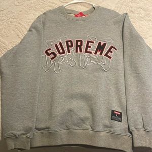 Supreme kanji crewneck